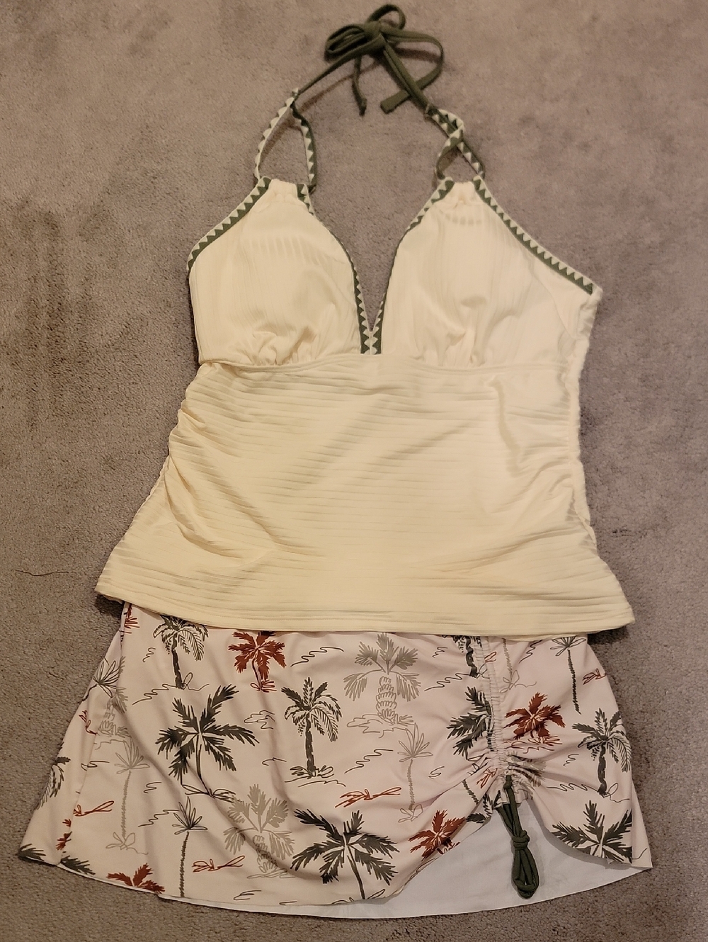 NWOT Cream Halter Tankini with Palm Print Skirt SZ L